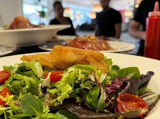 Salade fraîche croustillante